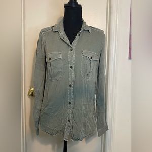 American Eagle T-shirt